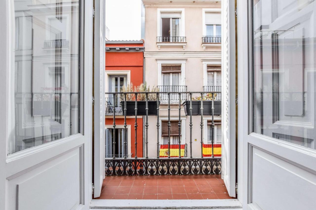 Apartment Next To Gran Via- Madrid Center Exterior photo